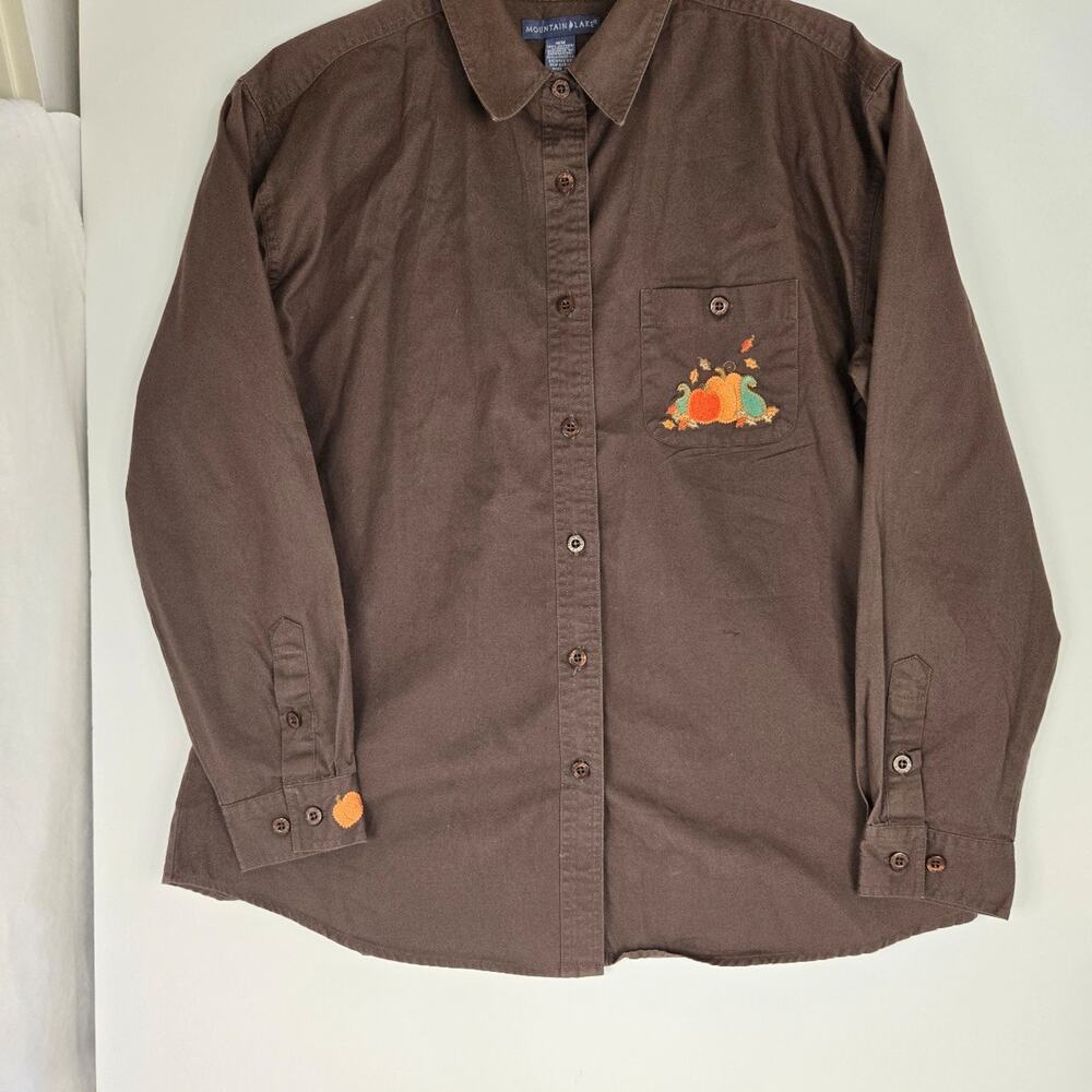 Mountain Lake Women’s Brown Button-Down Shirt with Pumpkin Embroidery Size M